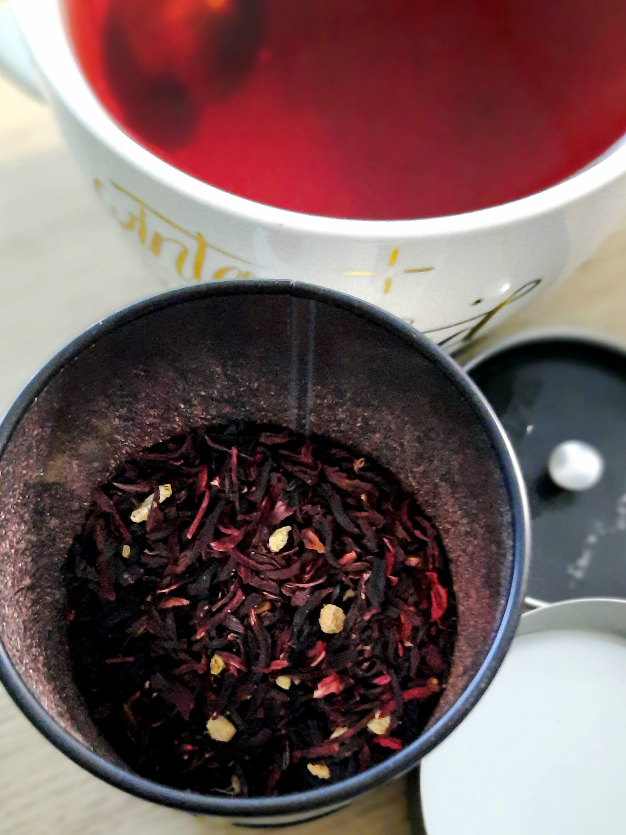 Benefits of Hibiscus Ginger Tea