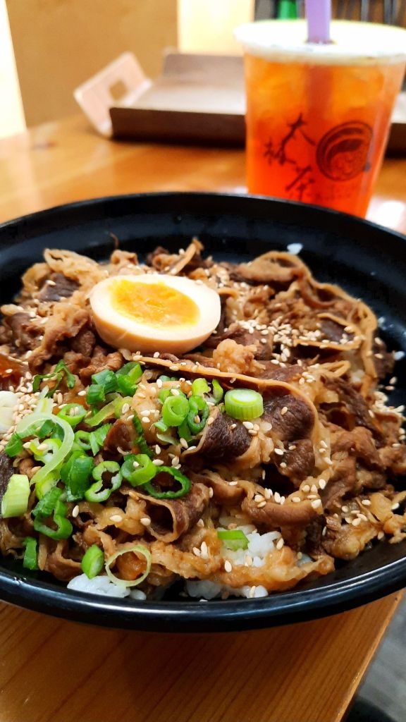 Beef rice box and strawberry fruit tea at Tai Chi Bubble Tea in Vestal, NY