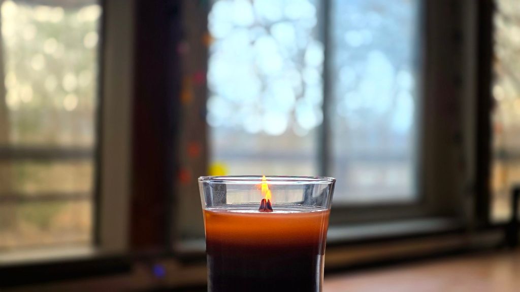 WoodWick Cafe Sweets large trilogy candle